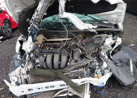 2014 Ford Focus Se z USA, uszkodzony, nr VIN 1FADP3F25EL203131